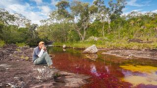 Este espectacular río de "cinco colores" deslumbra en Colombia