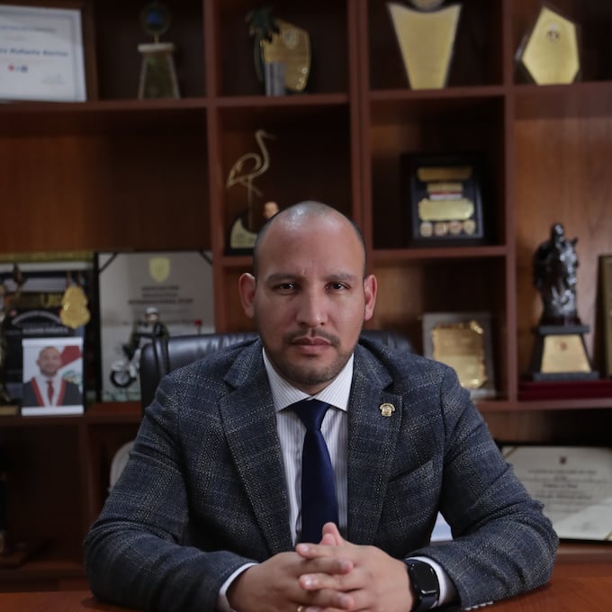 Alejandro Muñante: “Roberto Sánchez está sirviendo como un alfil de los extremismos y del violentismo en nuestro país”