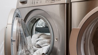 ¿Olvidaste vaciar tus bolsillos antes de meter la prenda a la lavadora? Sigue estos consejos