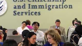 USCIS suspende decisiones sobre solicitudes de asilo: abogada aclara qué pasará con los casos pendientes