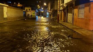 La Libertad: desborde de canal inundó viviendas y locales comerciales en Pacasmayo