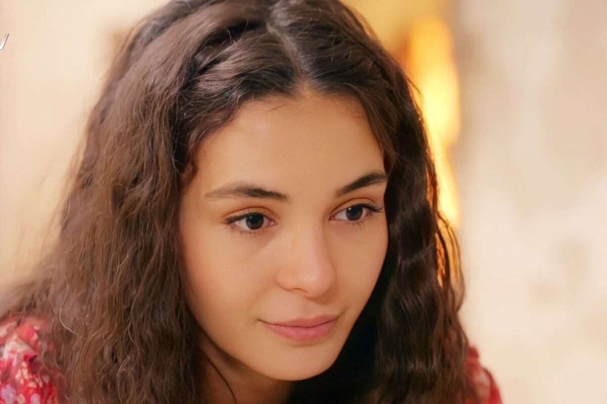 La actriz turca Ebru Şahin interpretó a Reyyan en “Hercai” (Foto: Mia Yapim)