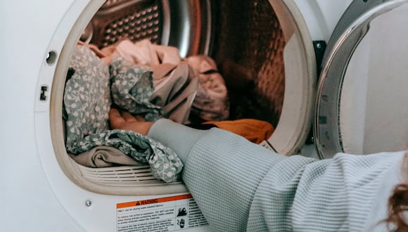 Este es el horario ideal para usar tu lavadora y así ahorrar en tu recibo | Foto: Pexels