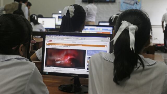 Escolares prefieren YouTube y TikTok: ¿Qué situaciones de peligro han reportado en redes sociales?