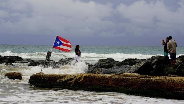 El huracán Dorian se aleja de Puerto Rico sin dejar daños | FOTOS