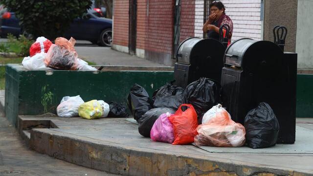 Surco: calles del distrito continúan afectadas por la basura | [FOTOS]
