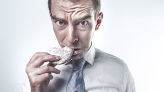 ¿Cómo evitar comer en exceso cuando se incrementan los problemas emocionales?