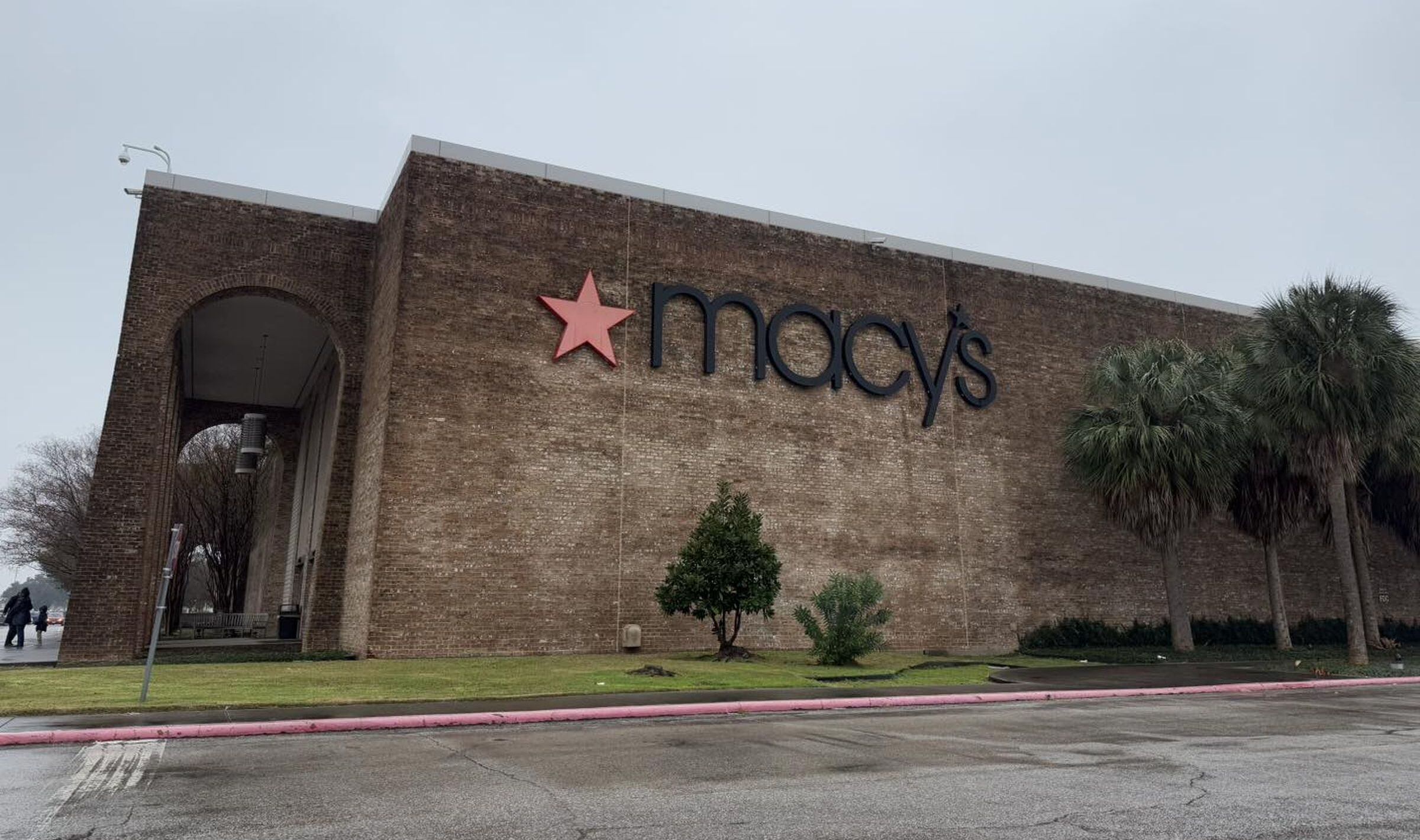 Entre los locales de Macy's que cerrarán está el de Almeda Mall, en Houston (Foto: Houston Historic Retail)