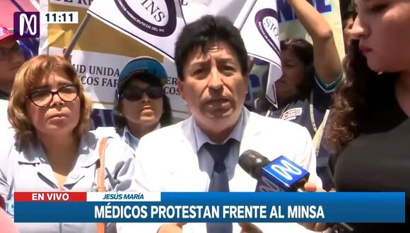 “Cuando nos hemos reunido con sus funcionarios, nos ha dado montos, y ahora resulta que cuando (el ministro) hace las declaraciones ante la prensa estipula que estos montos son mucho menores a lo que se había acorado”, dijo el representante de los médicos.