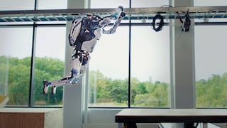 Boston Dynamics lo hizo de nuevo: ahora sus robots hacen parkour y saltos mortales