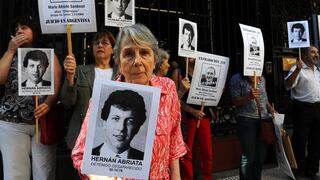 Argentina: El expolicía Mario Sandoval es extraditado para ser juzgado por crímenes en dictadura militar