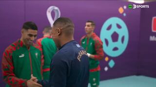 Mbappé y Hakimi lucen su amistad: el afecutoso saludo en Francia vs. Marruecos | VIDEO