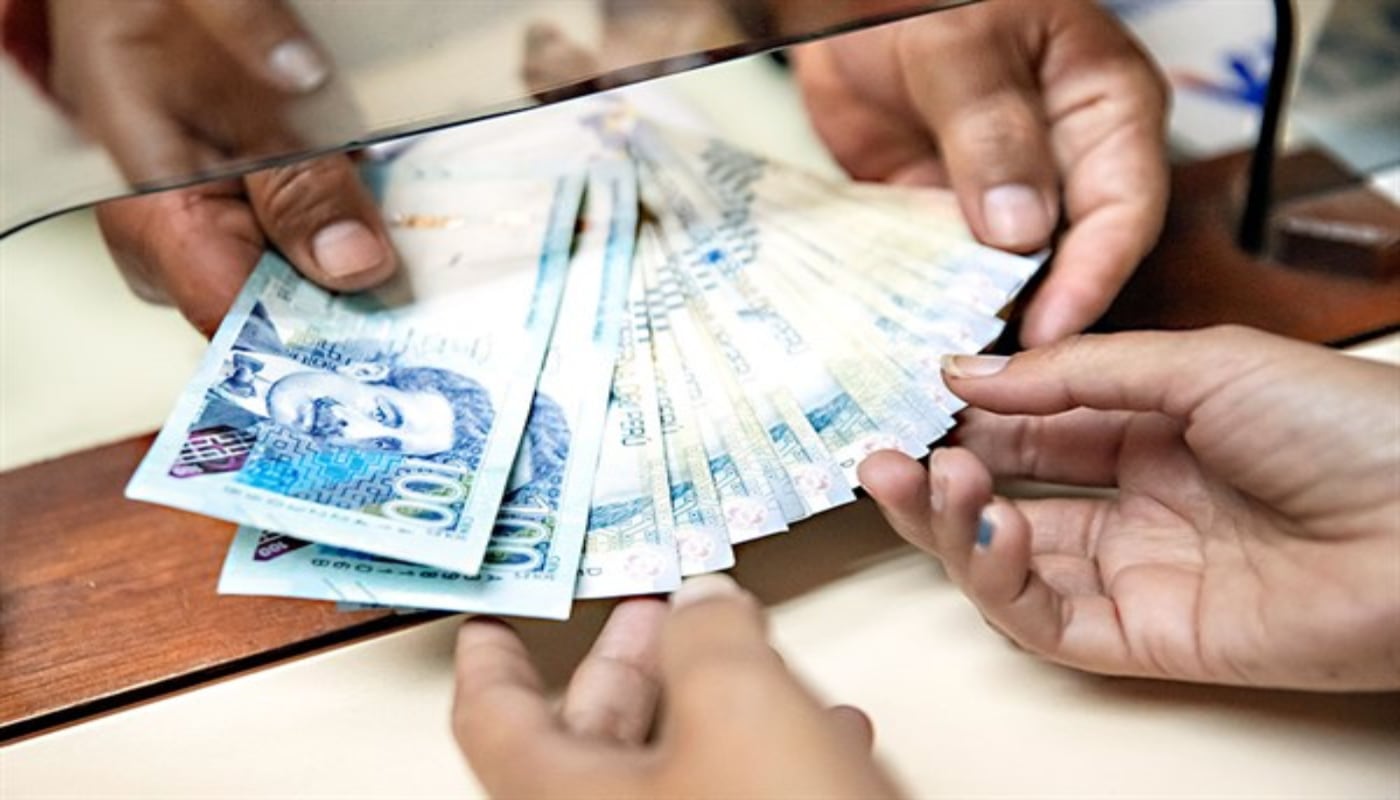 Los sectores donde más se recibe la gratificación pertenece a la categoría otros (11%), el 11% a construcción, otro 11% a administración y finanzas, el 10% a tecnología y sistemas, el 8% a producción y logística, y el 6% a educación. Foto: GEC.