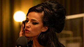 “Back to Black”: la biopic de Amy Winehouse va más allá de los estereotipos, ¿pero es eso suficiente? | RESEÑA