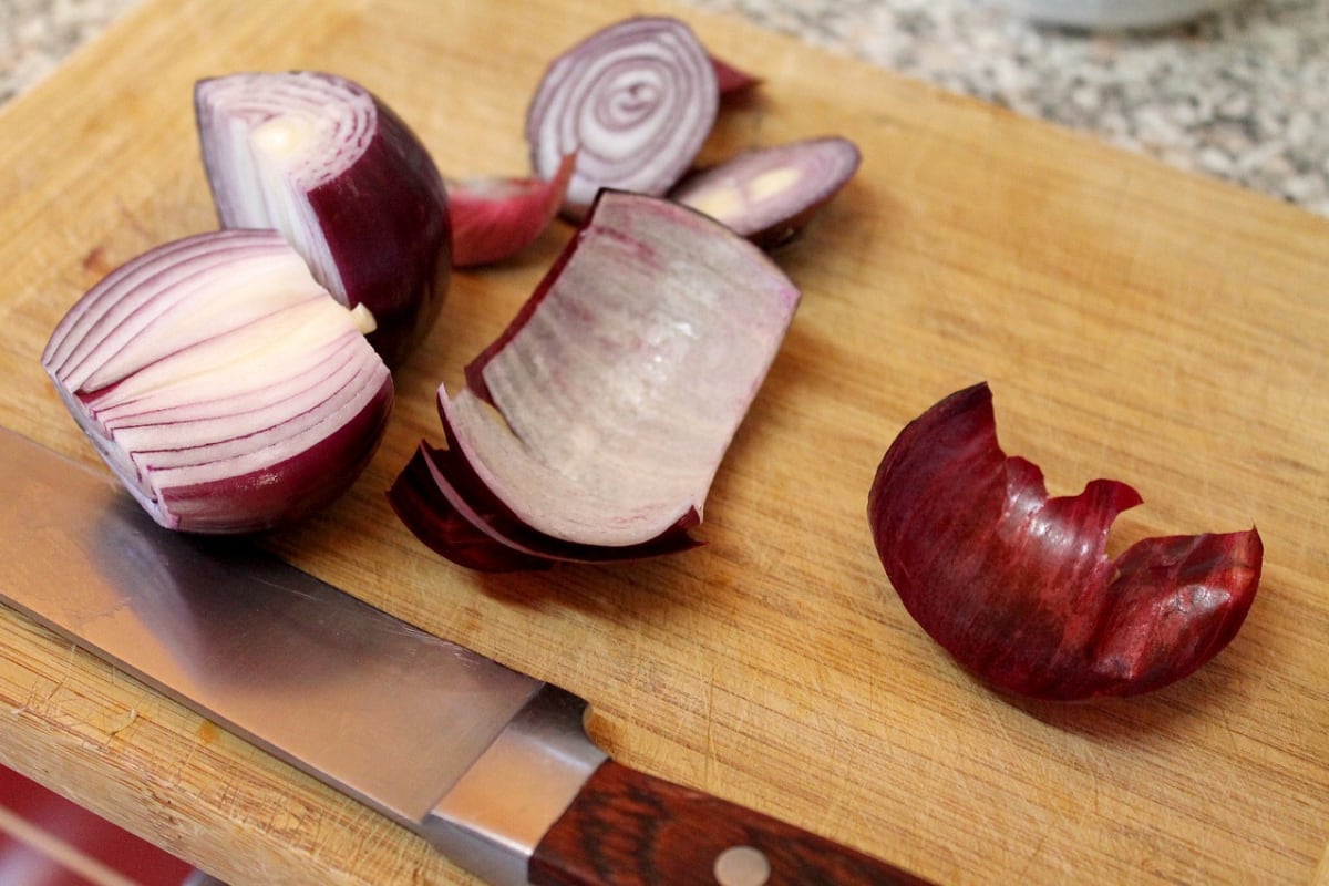 Conoce el truco de cocina para sanar una herida. Solo necesitarás una capa fina de cebolla. (Foto: Pixabay/kalhh).
