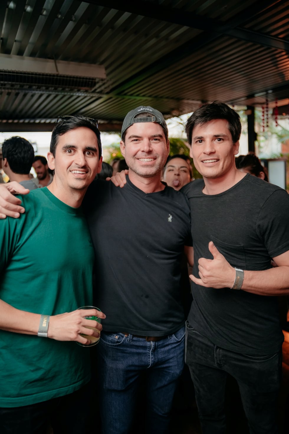 Daniel Hernández, Santiago Olaechea y Santiago Bulos en el preopening de DaDÁ, la clásica casona de Barranco.