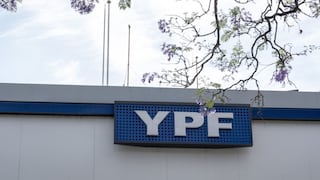 Javier Milei suspende privatización de la petrolera estatal YPF