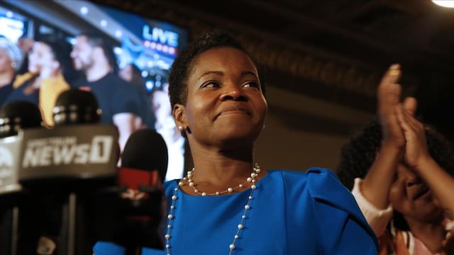 India Walton, la mujer que será la primera alcaldesa socialista elegida en Estados Unidos en seis décadas