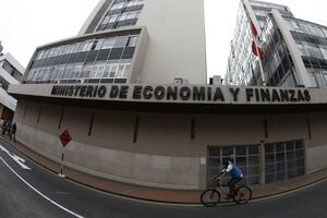 Comex: MEF presentaría paquete de reactivación económica este miércoles tras reunión con gremios