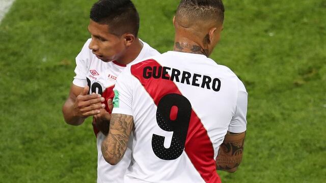 ¿Por qué Ricardo Gareca dejó a Paolo Guerrero en el banco de suplentes contra Dinamarca?