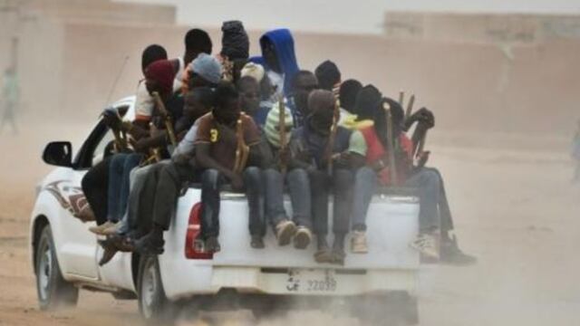 Encuentran muertos a 34 migrantes en el desierto en Níger