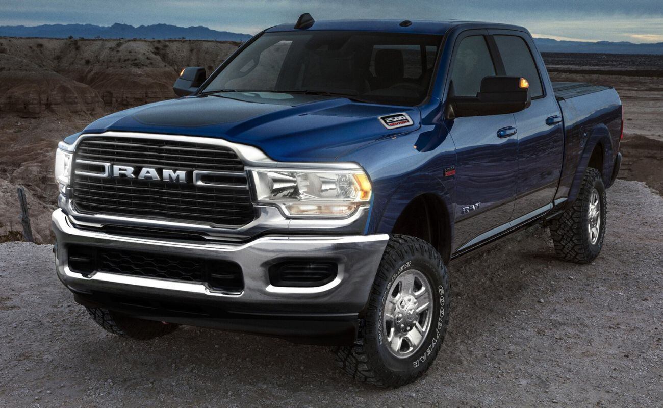 El RAM 2500 es la pick-up que tiene el motor con mayor cilindrada en este ránking, se trata de un bloque de 6,7 litros que genera 360 Hp
