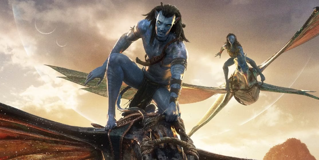 Jake Sully junto a Neytiri montando una bestia voladora en "Avatar: The Way of Water" (Foto: 20th Century Studios)