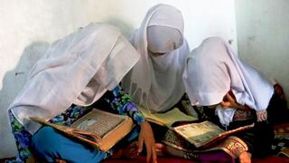 Más de 300 alumnas envenenadas en una semana en Afganistán