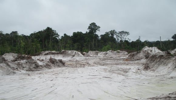 Esta es la zona donde se encuentra la arena blanca. (Foto: Sernanp)