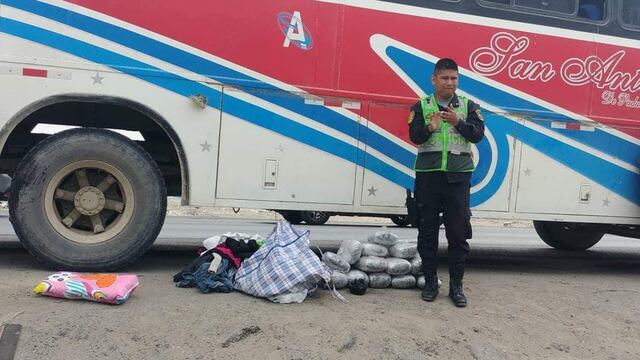 Áncash: incautan 22 paquetes de marihuana dentro de bus interprovincial