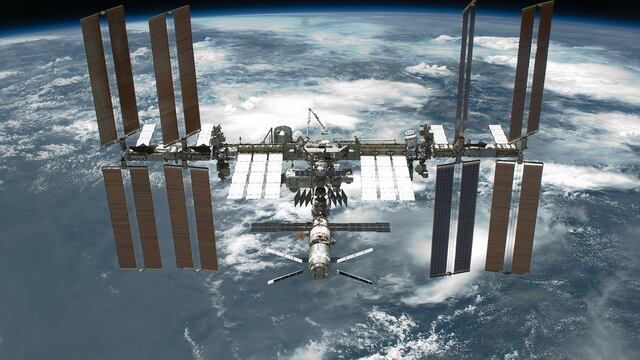 Tripulación del módulo ruso de la Estación Espacial a salvo tras detectarse humo 