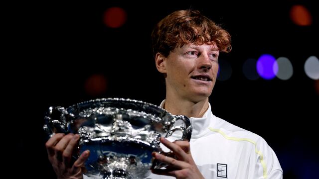 Jannik Sinner retiene su corona en Abierto de Australia y mantiene su tiranía en el tenis. (Foto: AFP)