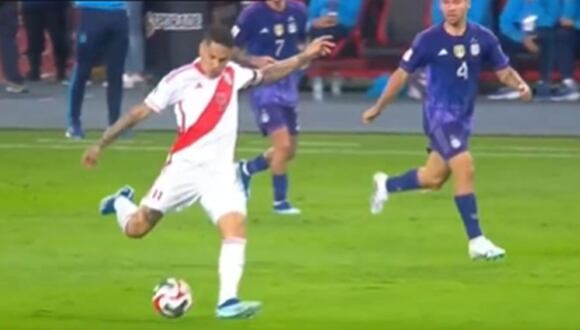 Paolo Guerrero casi anota un golazo en el partido Perú vs Argentina | Captura de video