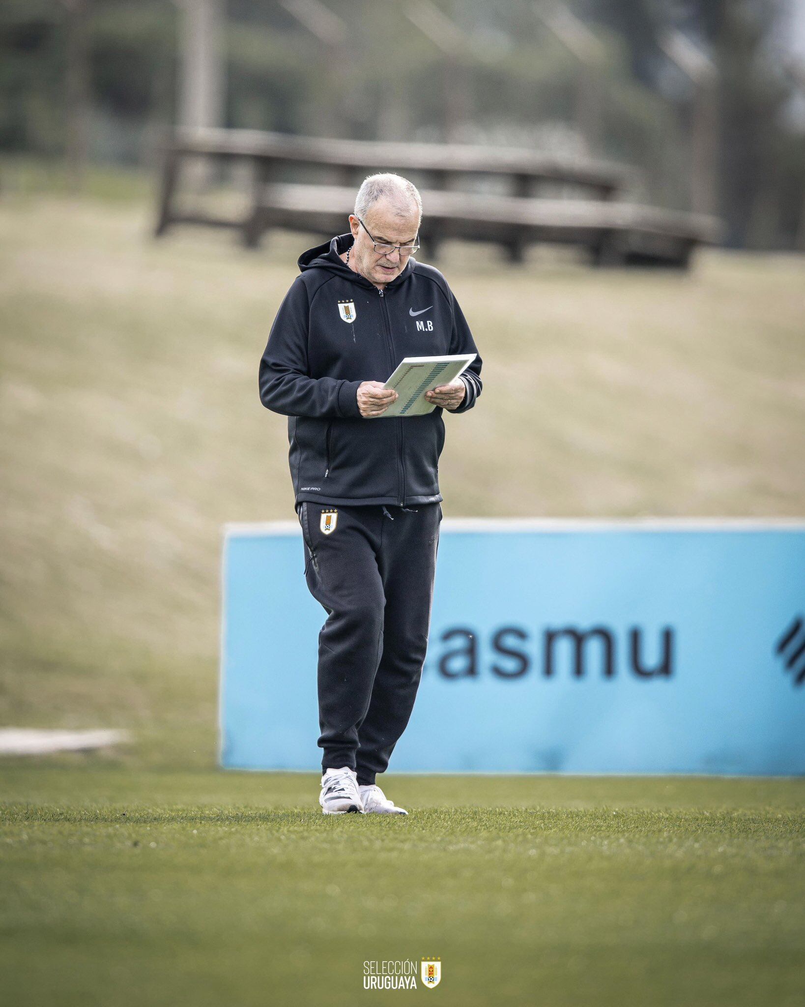 Marcelo Bielsa ensayará hasta 3 variantes en Uruguay por las bajas de Federico Valverde, Darwin Núñez y Rodrigo Betancur. FOTO: @Uruguay.