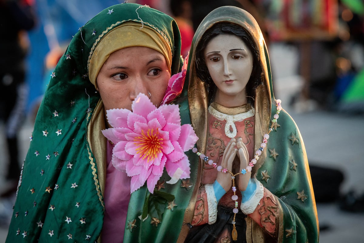 La tradición guadalupana es un símbolo de identidad mexicana y no solo una devoción religiosa que se celebra cada 12 de diciembre. (Foto: AFP)