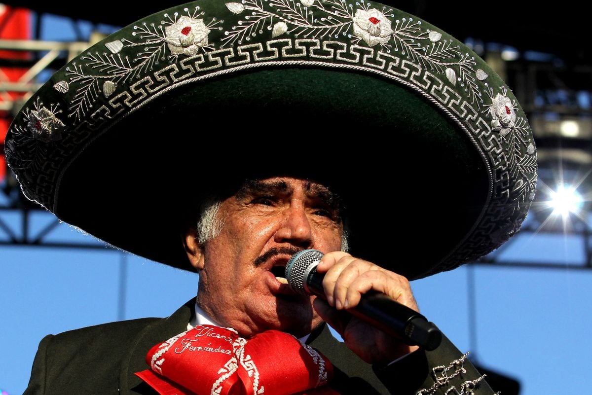El legado musical del cantante Vicente Fernández continúa gracias a su familia (Foto: Ulises Ruiz / AFP)