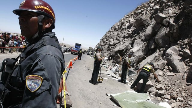 Arequipa: accidente de bus dejó en total 13 muertos, entre ellos dos extranjeros