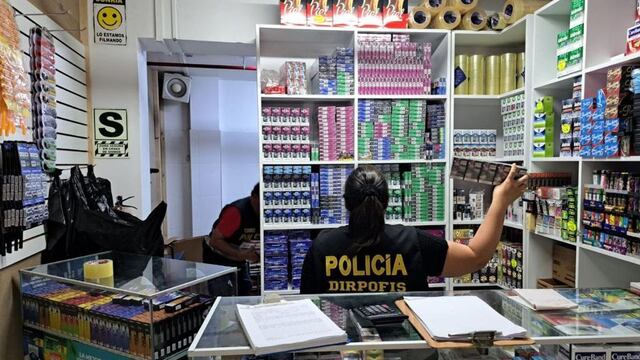 Policía incauta gran cantidad de cigarrillos ‘bamba’ en galería de Mesa Redonda
