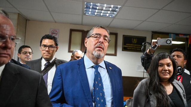 Bernardo Arévalo denuncia violación de derecho a la defensa y la OEA prepara visita a Guatemala