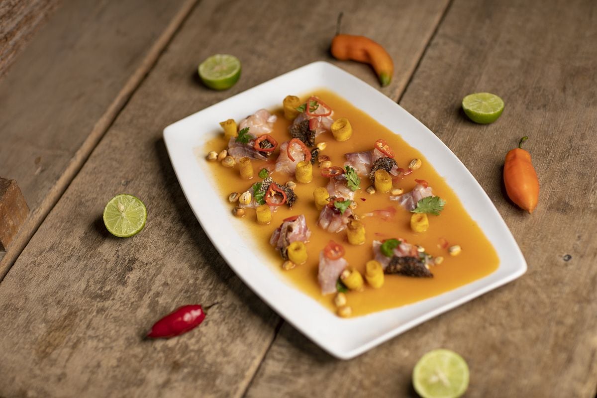 Edinson Inga Nizama, en representación de la asociación, participó en la elaboración del menú "Tradición e Innovación", creando recetas innovadoras como "El Picanterito Puto Norte" y "La Cremosita de Zarandaja con Carne Seca". La ejecución de este menú reunió a varias picanterías de la provincia, siendo la Asociación de Picanterías Piuranas una parte esencial del proceso.