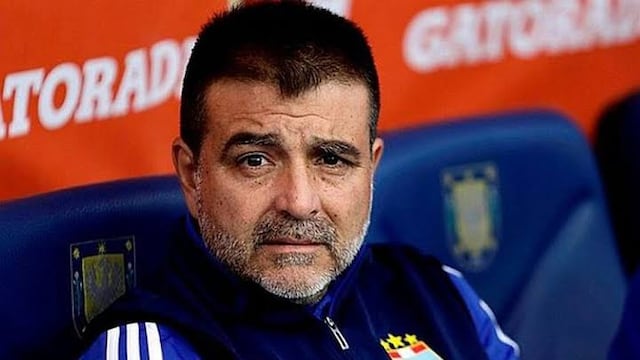 Claudio Vivas, el técnico que aseguró con un VHS que Messi juegue por Argentina y no con España: “Es el mejor del mundo, está un paso adelante del resto”