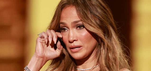 Las lágrimas de Jennifer Lopez en un evento: qué pasó y por qué emocionó al público