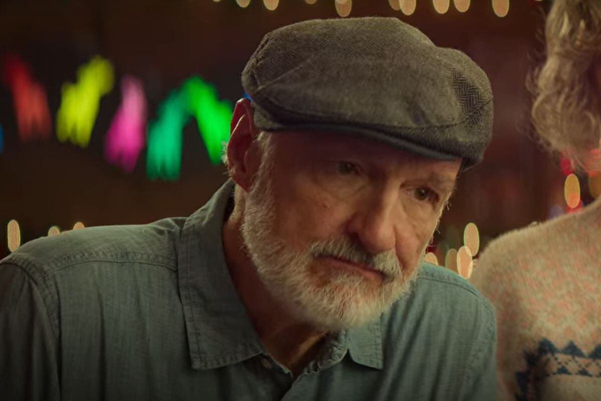 En "Los caballeros festivos", Michael Gross a Stan (Foto: Hybrid / Gentlemen Media Group)