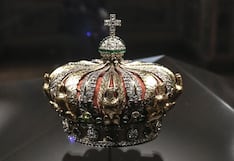 El Louvre anuncia que corona de la emperatriz Eugenia podrá ser completamente restaurada
