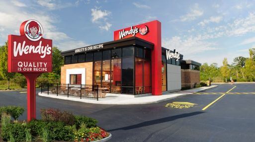 Trabajadores de locales de comida rápida en Illinois son parte de la millonaria demanda (Foto: Wendy´s)