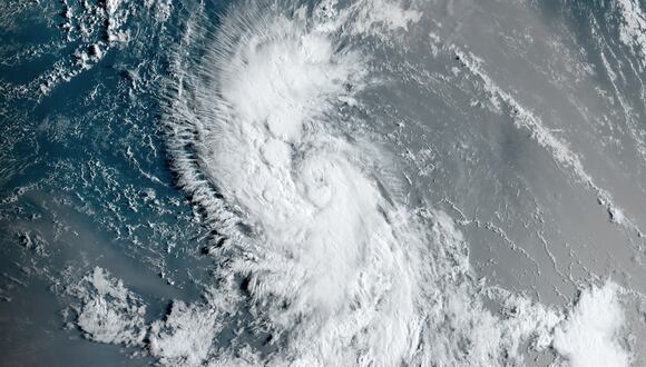 Vista satelital de la intensificación de la tormenta tropical Lee. (Foto: CIRA/RAMMB)