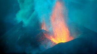 Volcán de La Palma: ordenan nuevas evacuaciones ante el avance de la lava | FOTOS