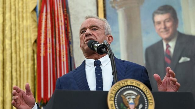 Robert Kennedy Jr. acusa a las instituciones de EE.UU. de “robar la salud” de los niños