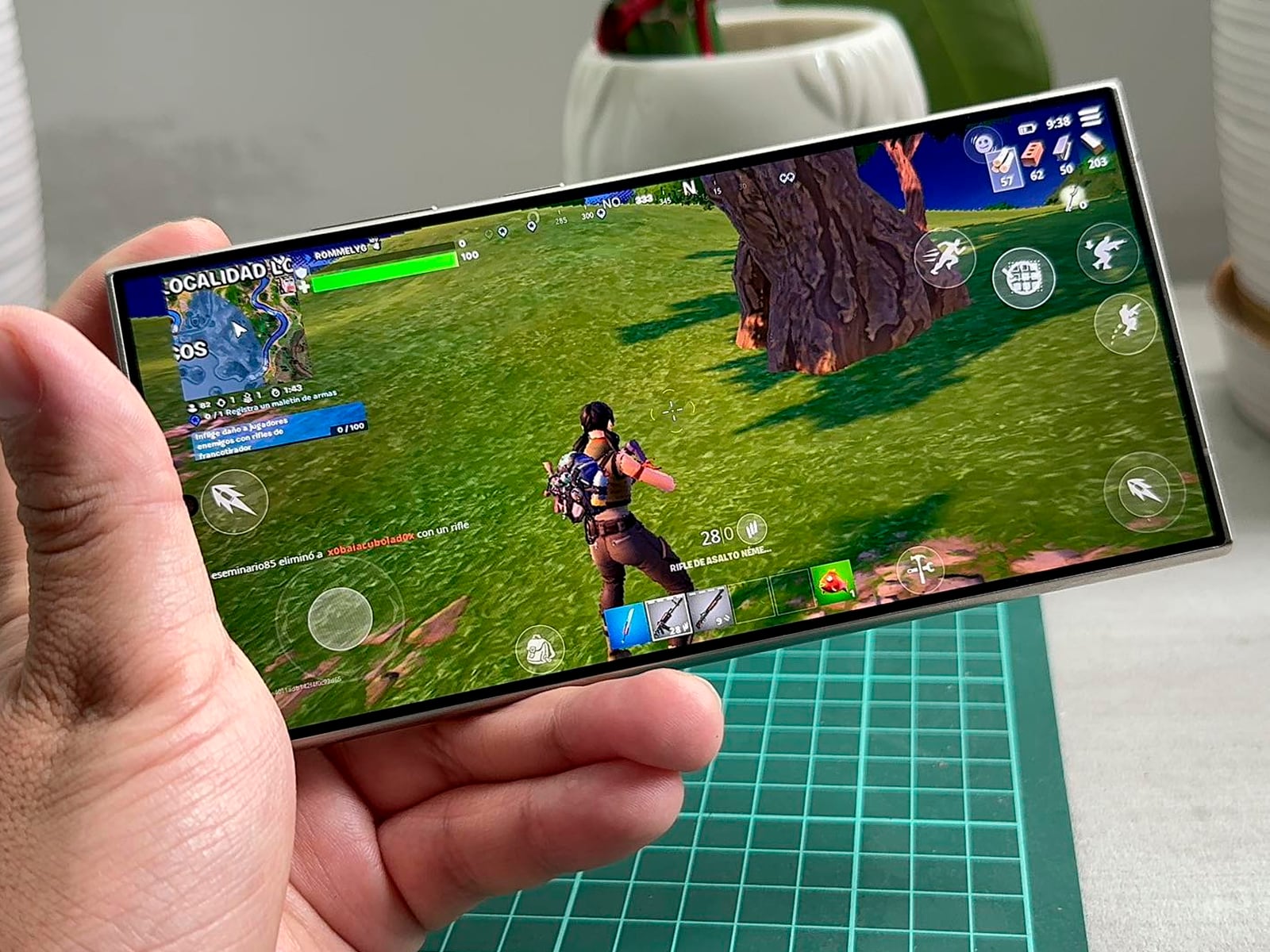 REVIEW | En Fortnite me ha dejado más que satisfecho pues, al poder girar al personaje en los distintos escenarios, se puede atacar mucho más rápido al contrincante. (Foto: MAG - Rommel Yupanqui)