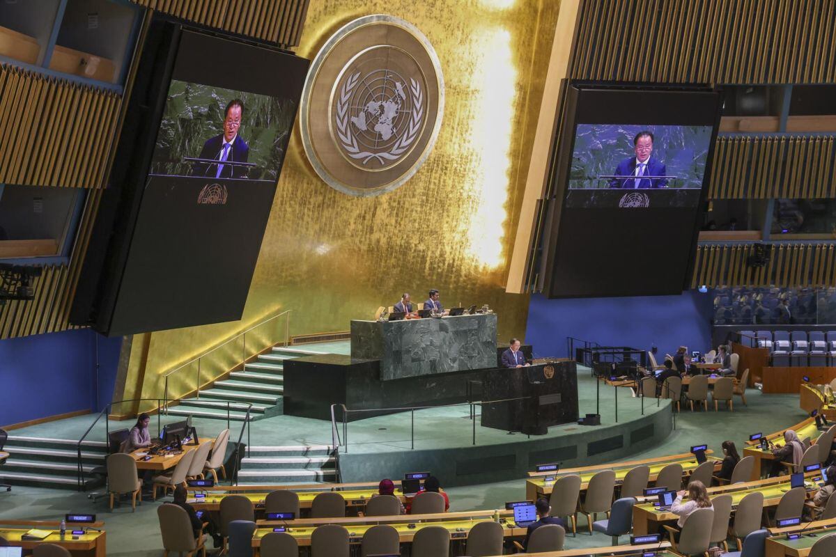 El viceministro de Relaciones Exteriores de la República Popular Democrática de Corea, Kim Son Gyong, en la Asamblea General de las Naciones Unidas. Foto: EFE/EPA/SARAH YENESEL